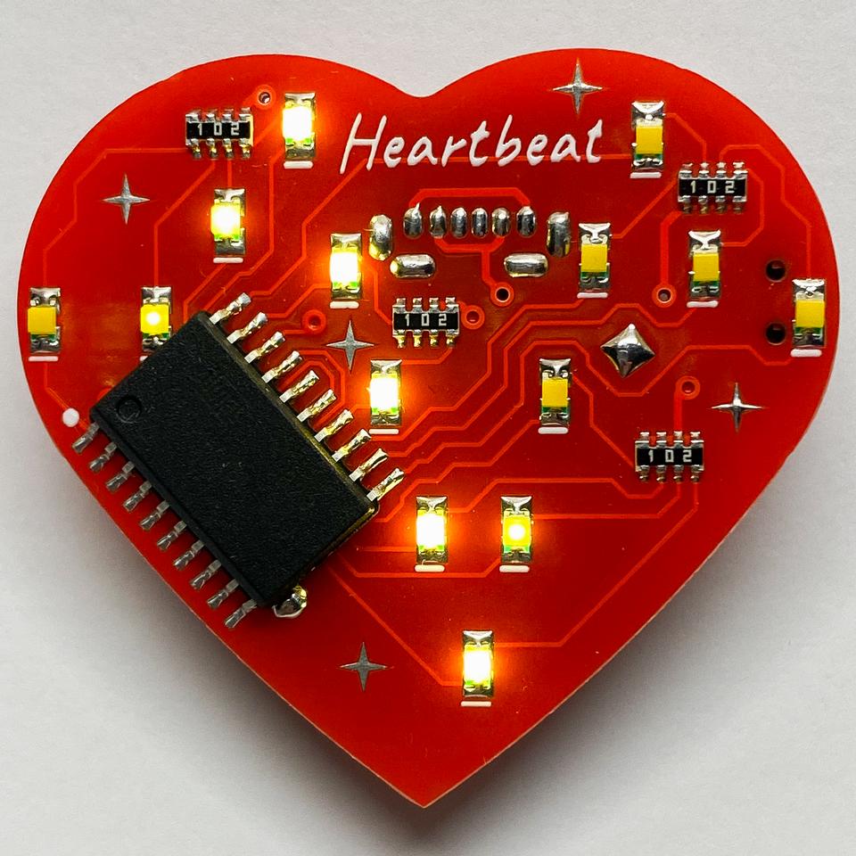 DIY SMD светящаяся валентинка. Красное сердечко с золотым свечением после пайки своими руками. 4 режима с мягкое анимацией света